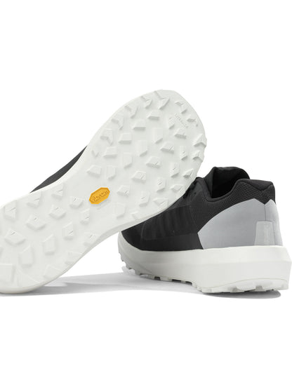 Arc'teryx "Norvan LD 4" Low-top sneakers - Black