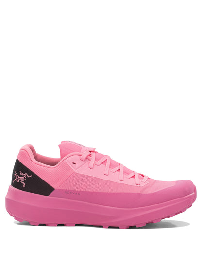 Arc'teryx "Norvan LD 4" Low-top sneakers - Pink