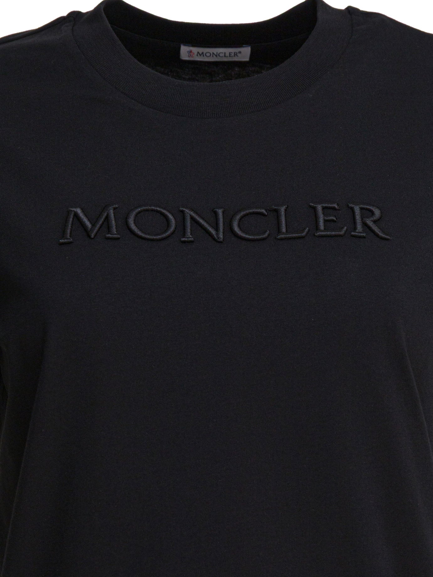 Moncler T-shirt with embroidered logo - Black