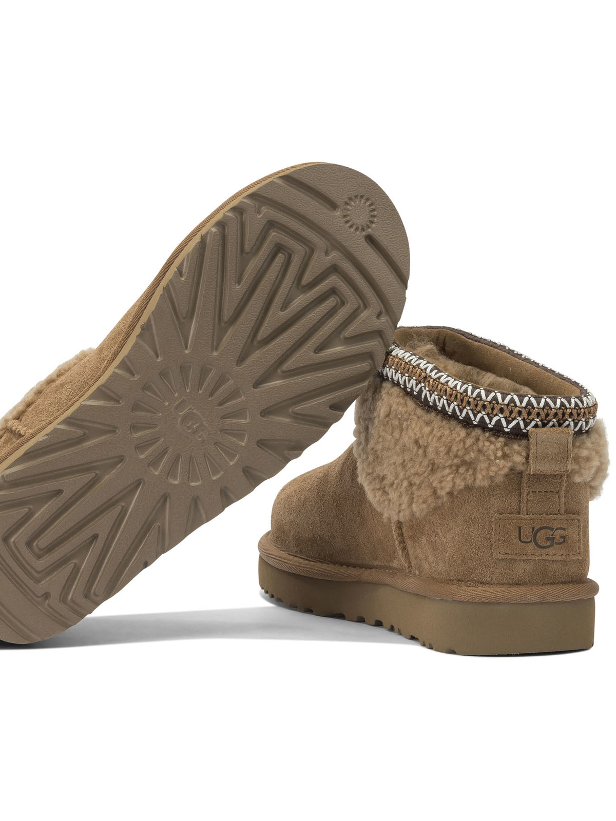 Ugg "Classic Ultra Mini Maxi Curly" ankle boots - Brown
