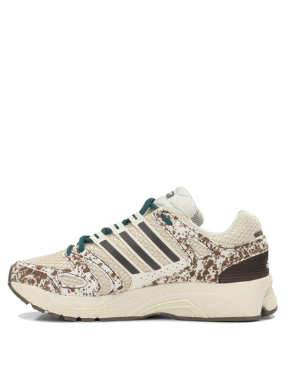 Adidas Originals "Adistar Control 5" Low-Top Sneakers - Beige