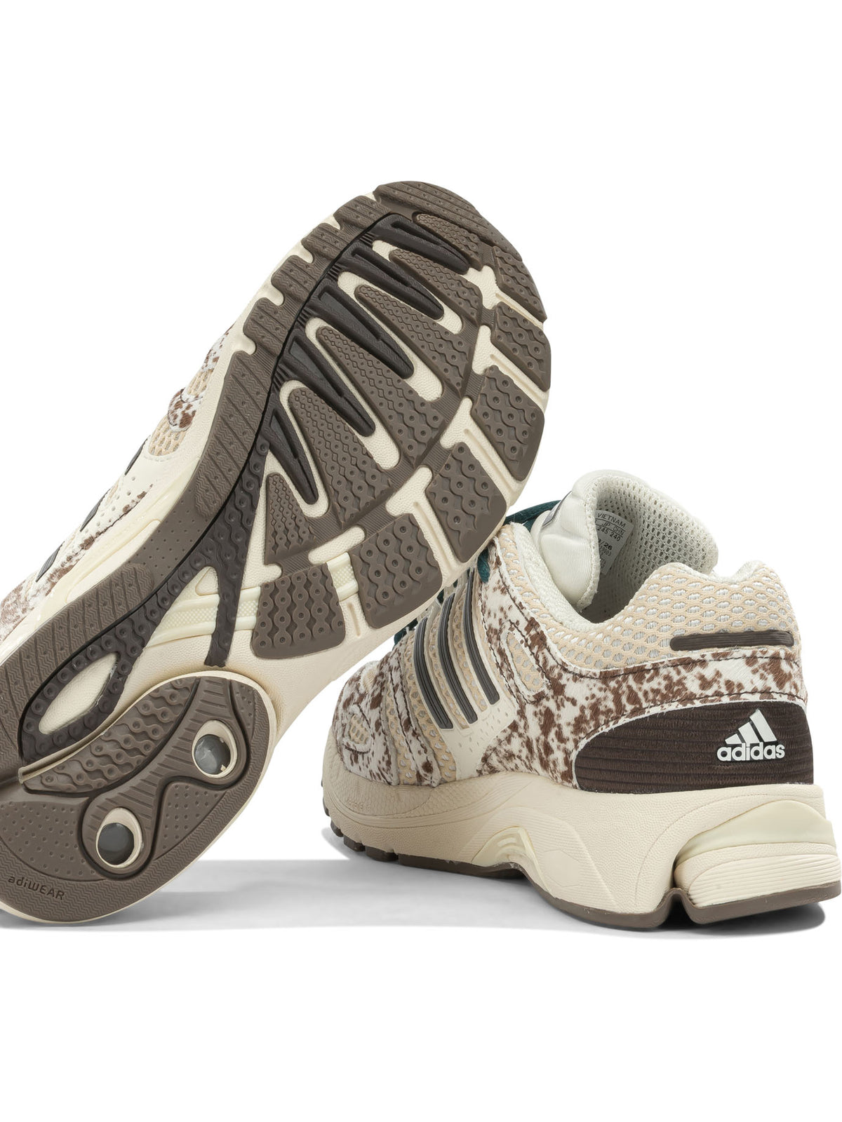 Adidas Originals "Adistar Control 5" Low-Top Sneakers - Beige