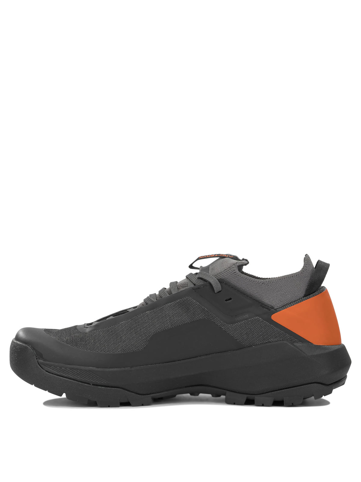 Arc'teryx "Vertex Alpine" Low-Top Sneakers - Grey