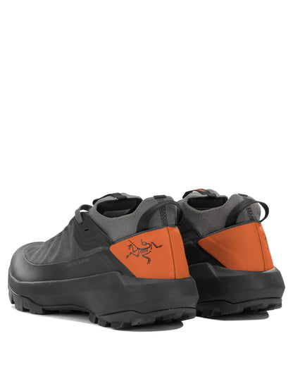 Arc'teryx "Vertex Alpine" Low-Top Sneakers - Grey
