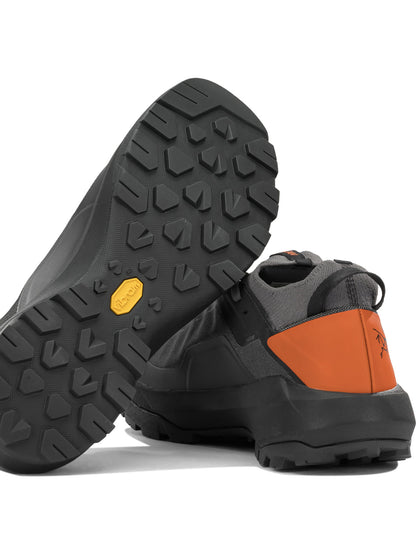 Arc'teryx "Vertex Alpine" Low-Top Sneakers - Grey