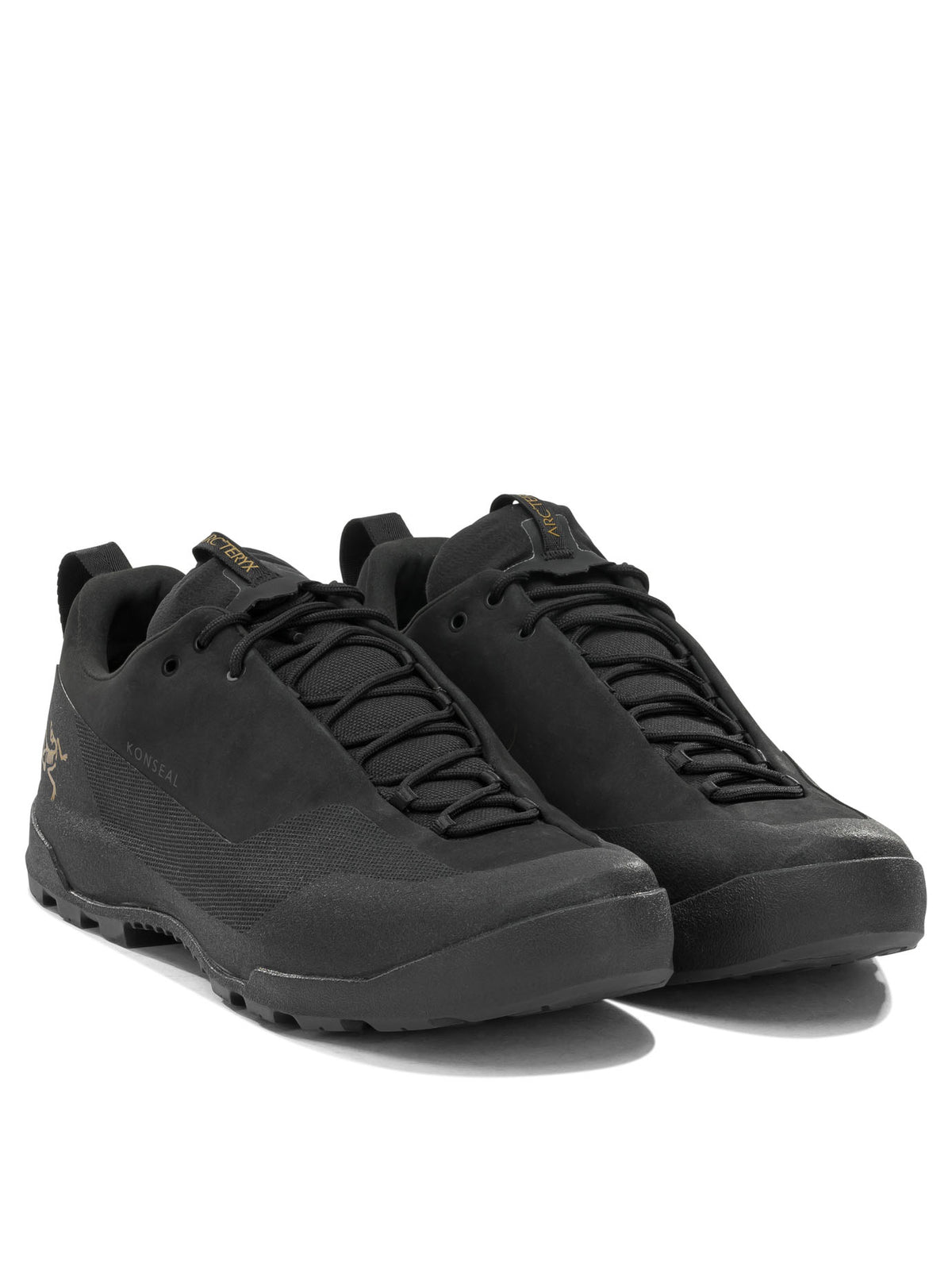 Arc'teryx "Konseal GTX" Low-top sneakers - Black