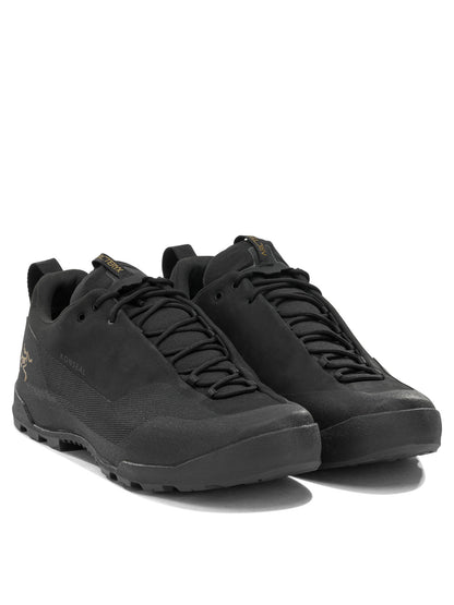 Arc'teryx "Konseal GTX" Low-top sneakers - Black