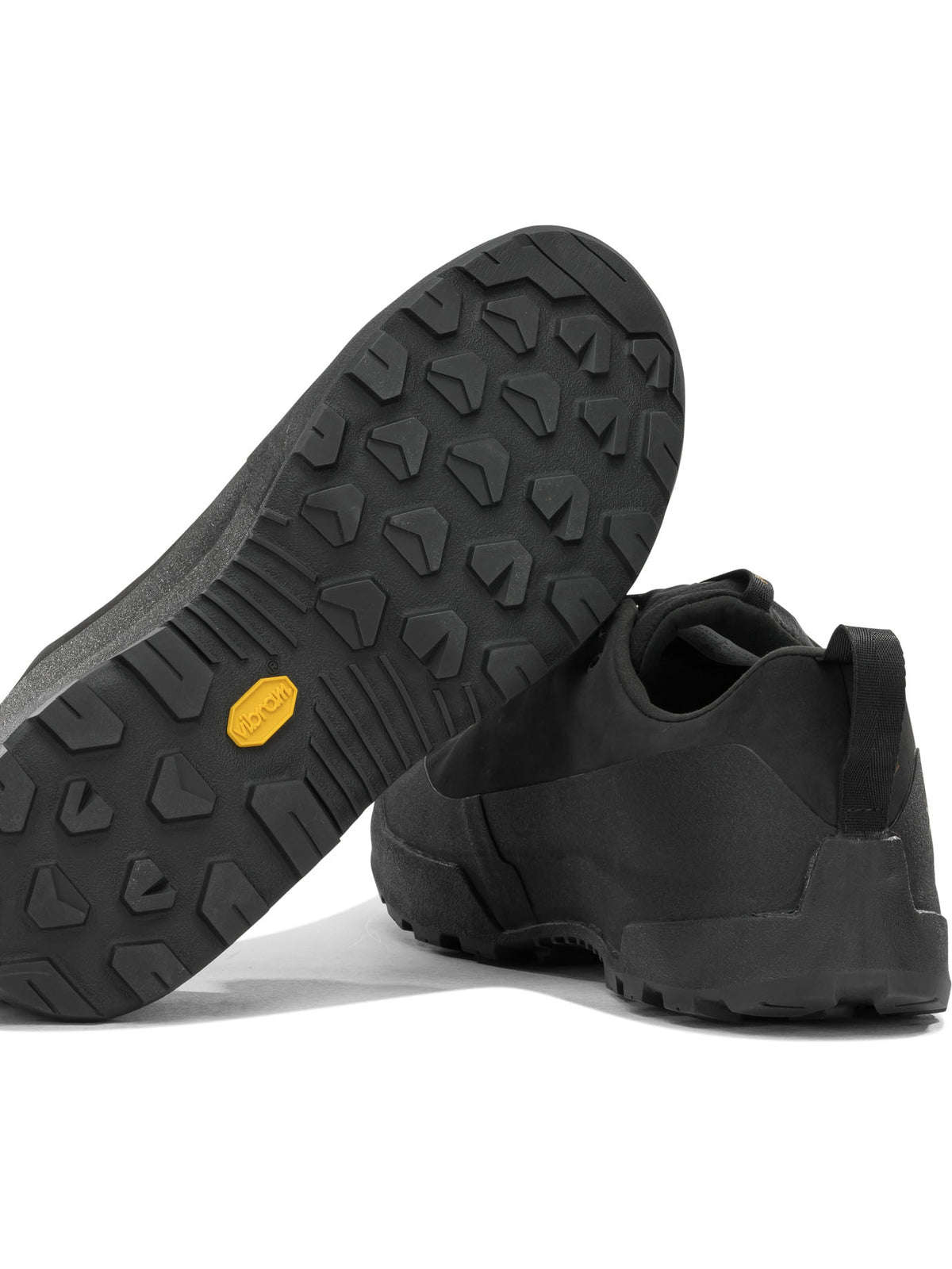 Arc'teryx "Konseal GTX" Low-top sneakers - Black