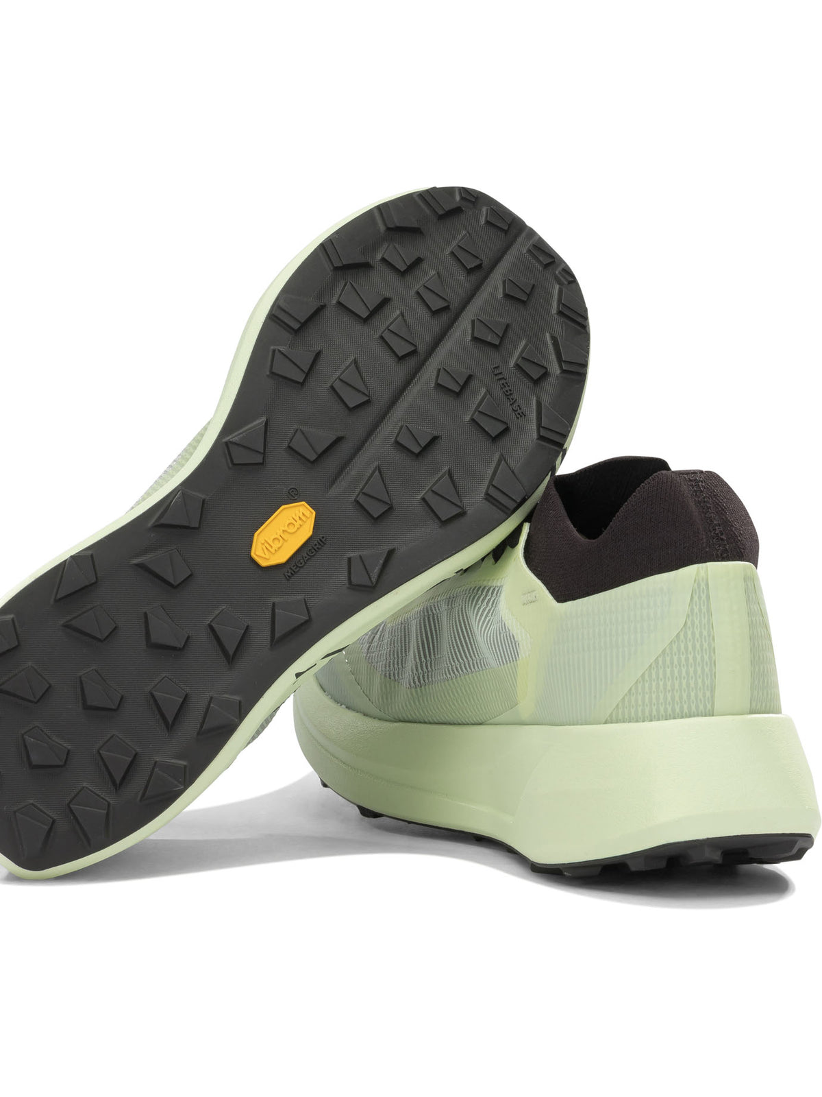 Arc'teryx "Sylan 2" Low-Top Sneakers - Yellow