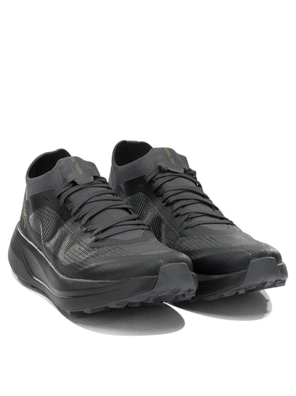 Arc'teryx "Sylan 2" Low-Top Sneakers - Black