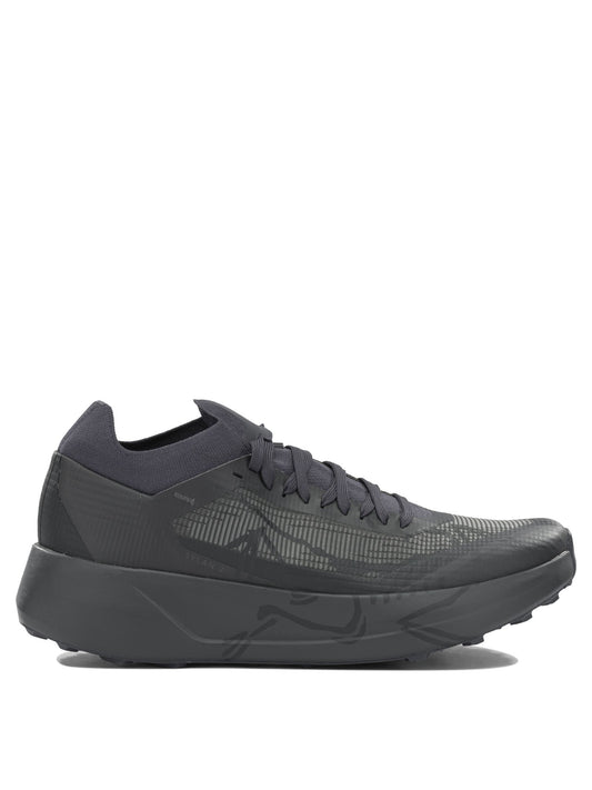 Arc'teryx "Sylan 2" Low-Top Sneakers - Grey