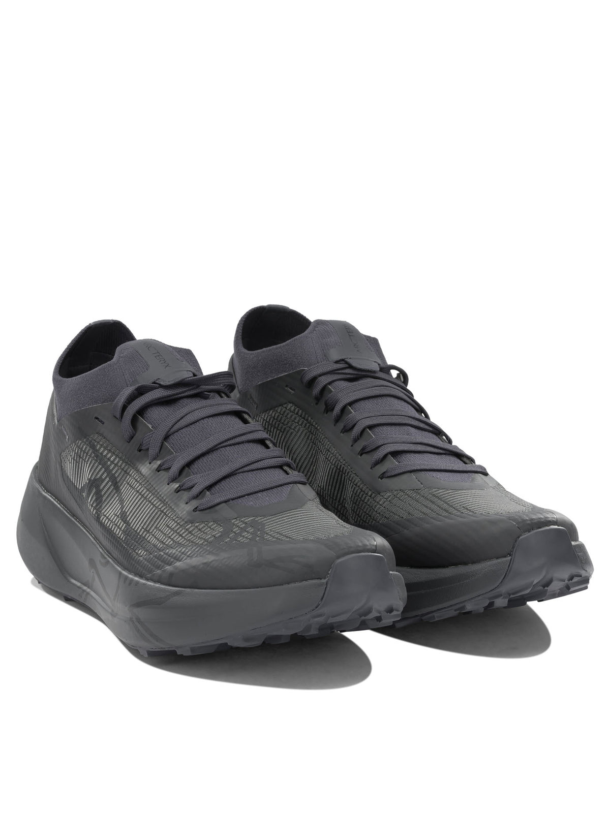Arc'teryx "Sylan 2" Low-Top Sneakers - Grey