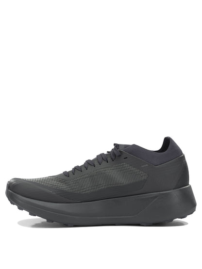 Arc'teryx "Sylan 2" Low-Top Sneakers - Grey
