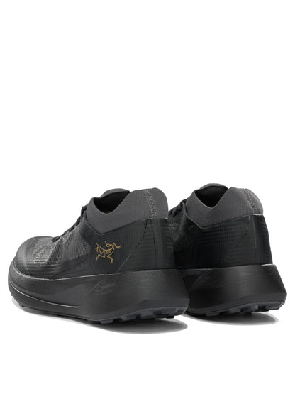 Arc'teryx "Sylan 2" Low-Top Sneakers - Black