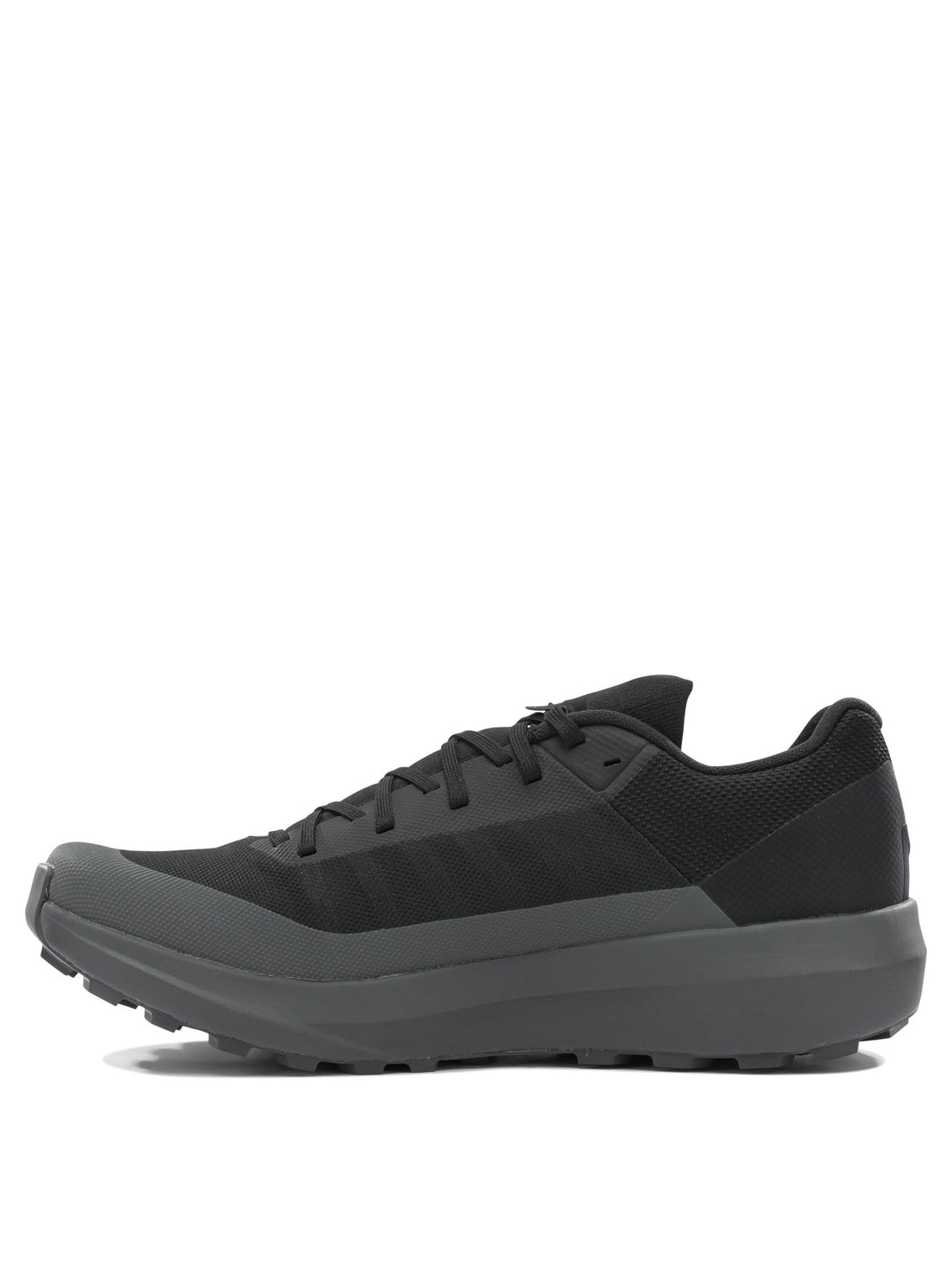 Arc'teryx "Norvan LD 4" Low-top sneakers - Black