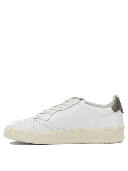 Autry "Medalist Low" sneakers - White