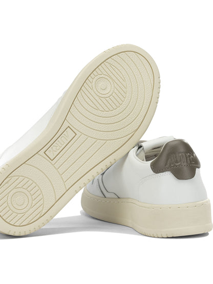 Autry "Medalist Low" sneakers - White