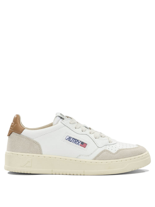 Autry "Medalist Low" low top sneakers - White