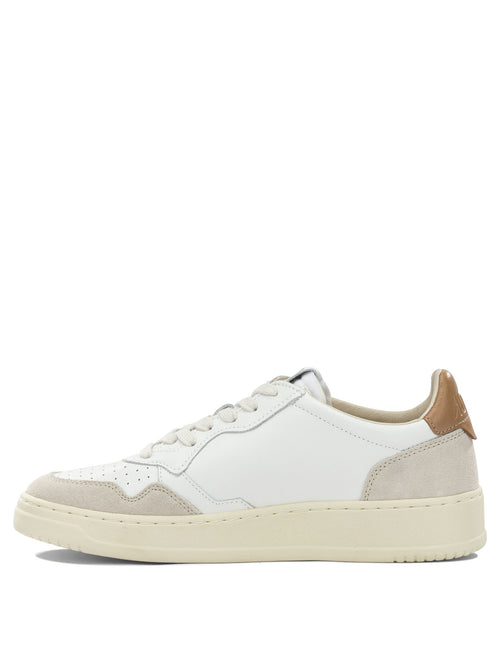 Autry "Medalist Low" low top sneakers - White