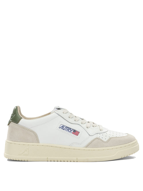 Autry "Medalist Low" low top sneakers - White