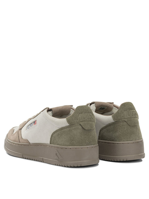 Autry "Medalist Low" Low-Top Sneakers - Beige