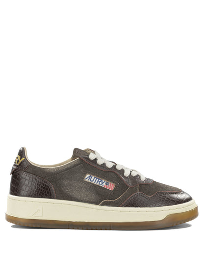 Autry "Medalist Low" Low-Top Sneakers - Brown
