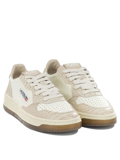 Autry "Medalist Low" Low-Top Sneakers - Beige