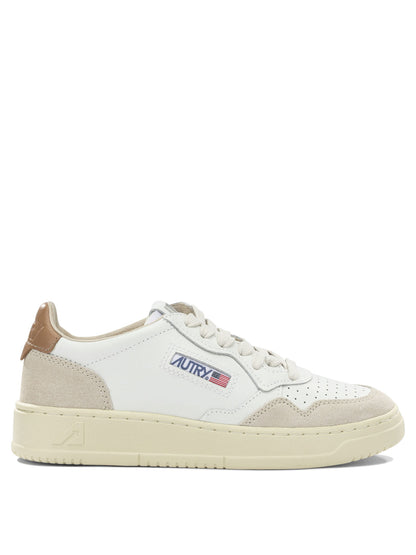 Autry "Medalist Low" Low-Top Sneakers - White