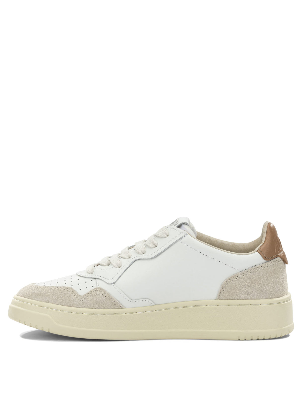 Autry "Medalist Low" Low-Top Sneakers - White