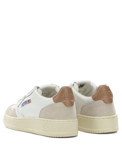 Autry "Medalist Low" Low-Top Sneakers - White
