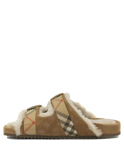 Burberry "Urchin" Flat Sandals - Beige