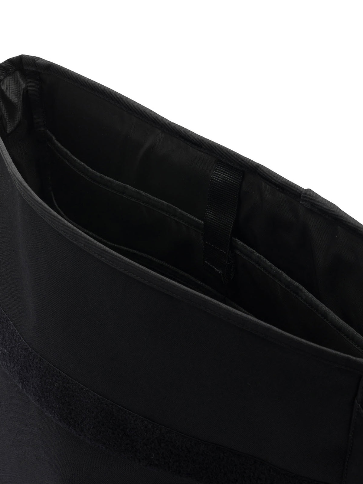 Carhartt Wip "Jake" Large Crossbody Bag - Black