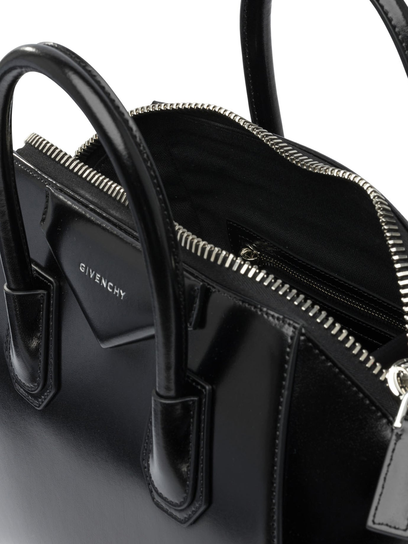 Givenchy "Antigona" Small Handbag - Black