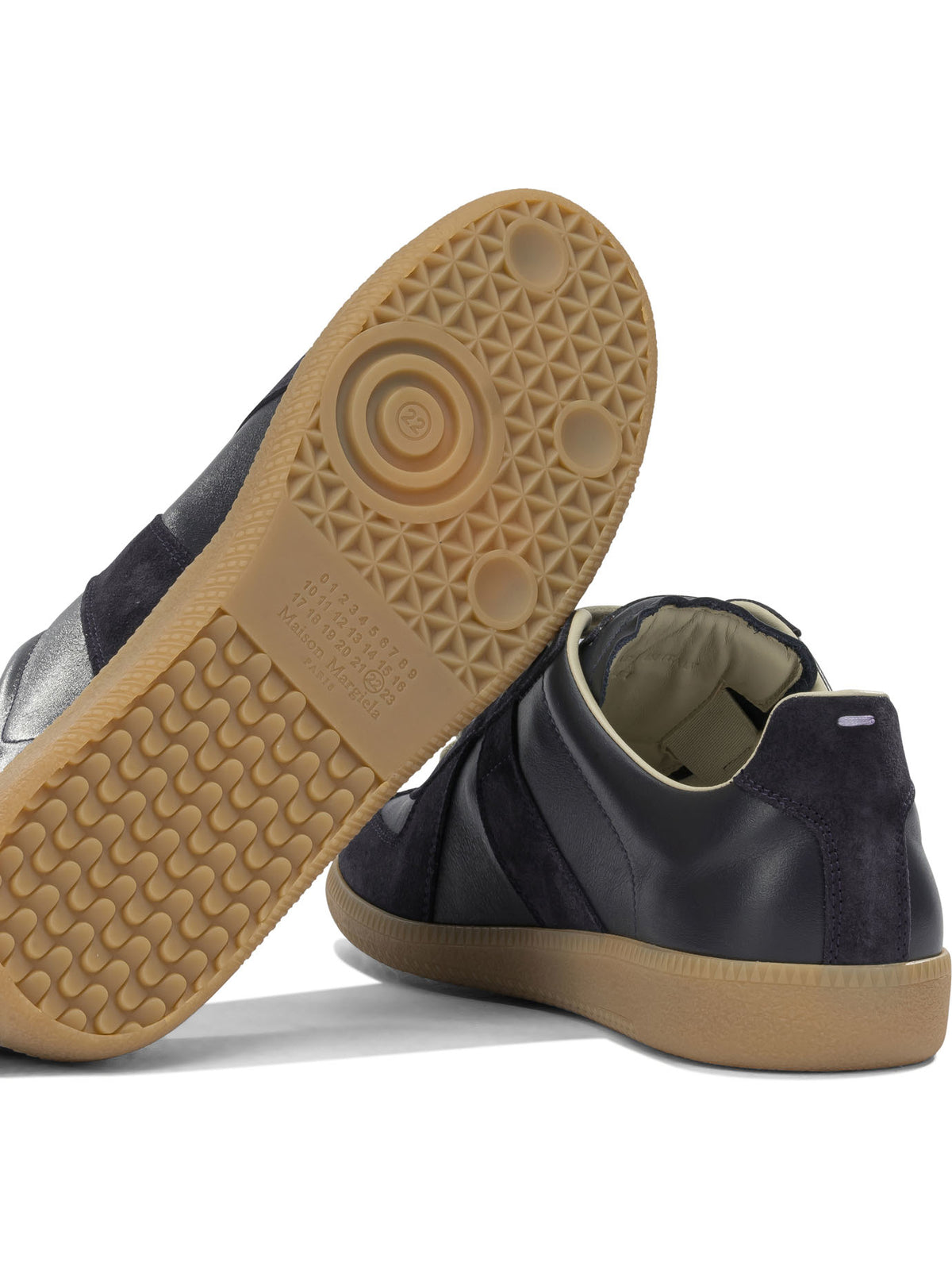 Maison Margiela "Replica" Low-Top Sneakers - Blue