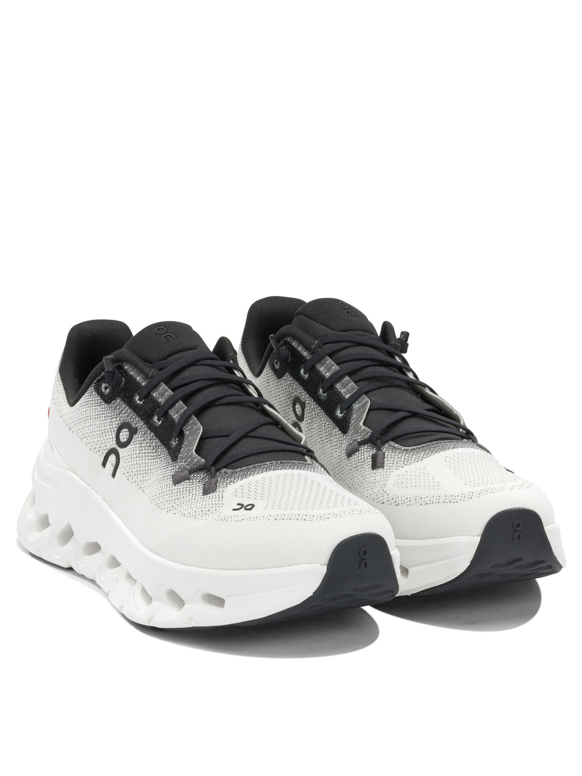 On Running "Cloudtilt" Low-Top Sneakers - White