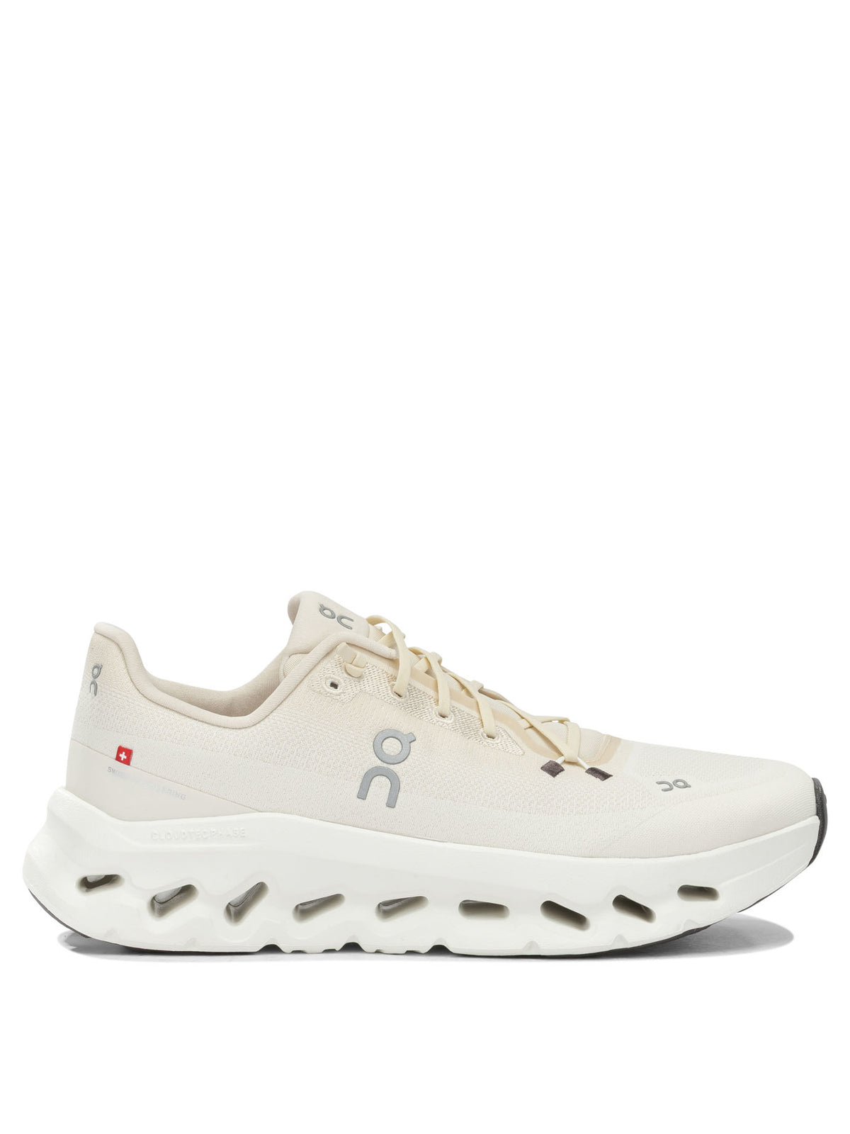 On Running "Cloudtilt" Low-Top Sneakers - White
