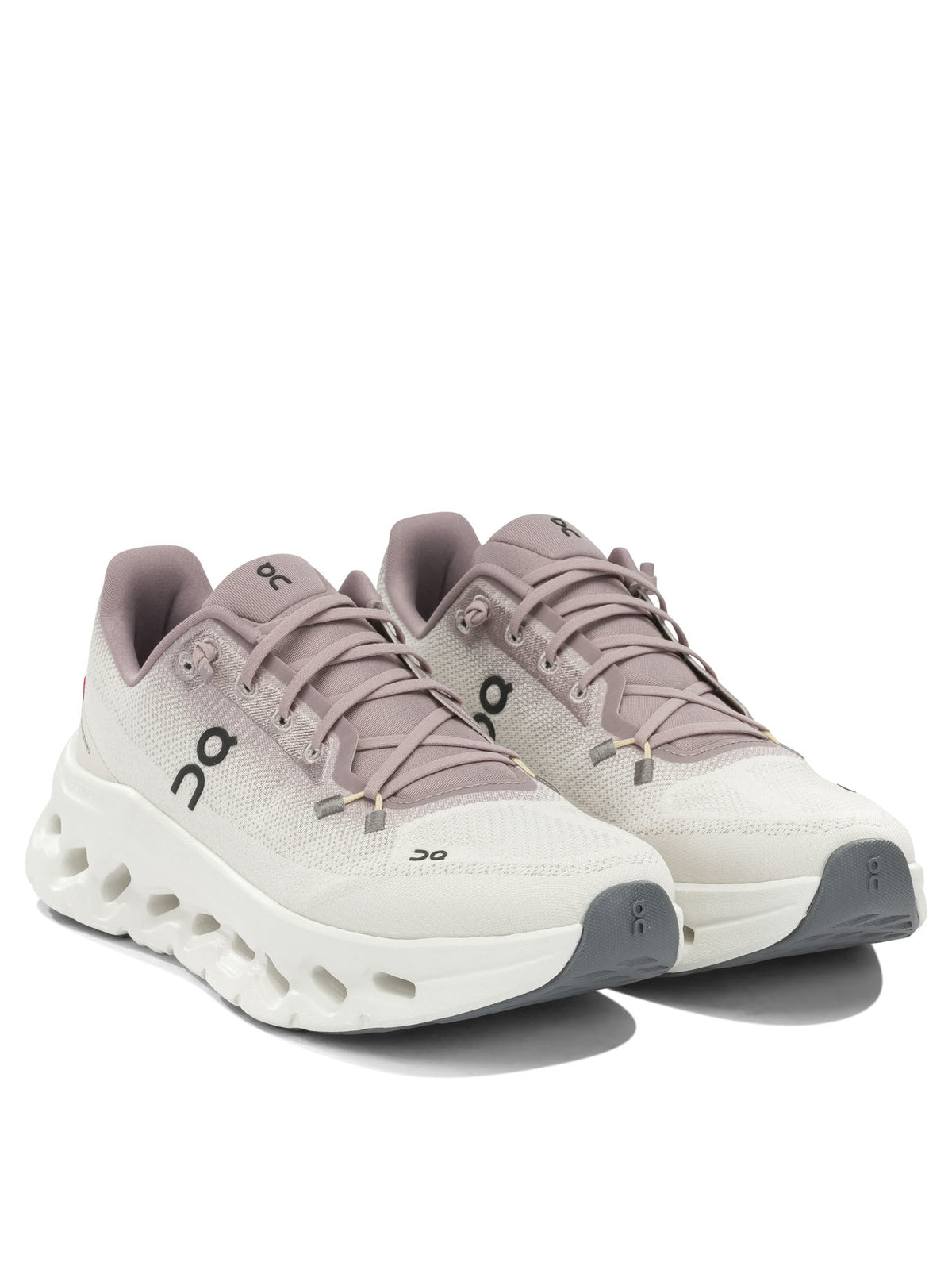 On Running "Cloudtilt" Low-Top Sneakers - Purple