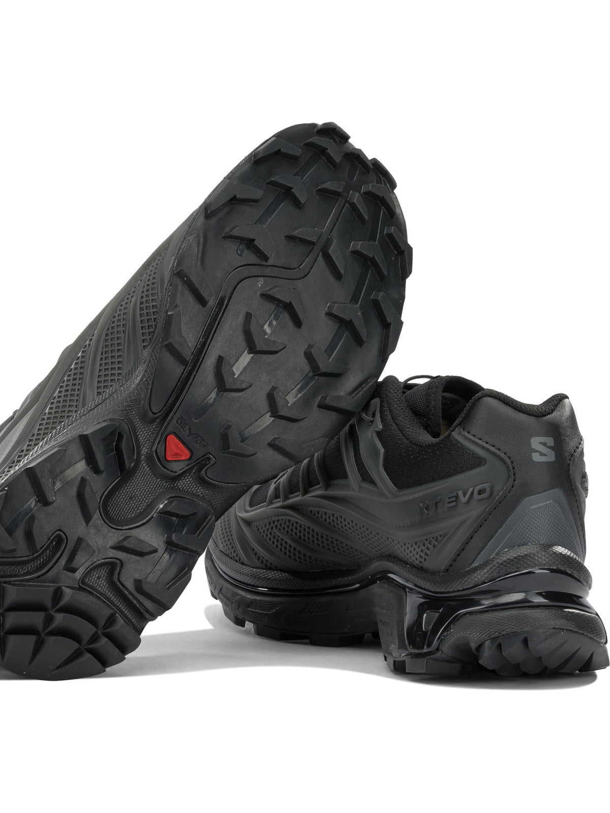 Salomon "XT-EVO" Low-Top Sneakers - Black