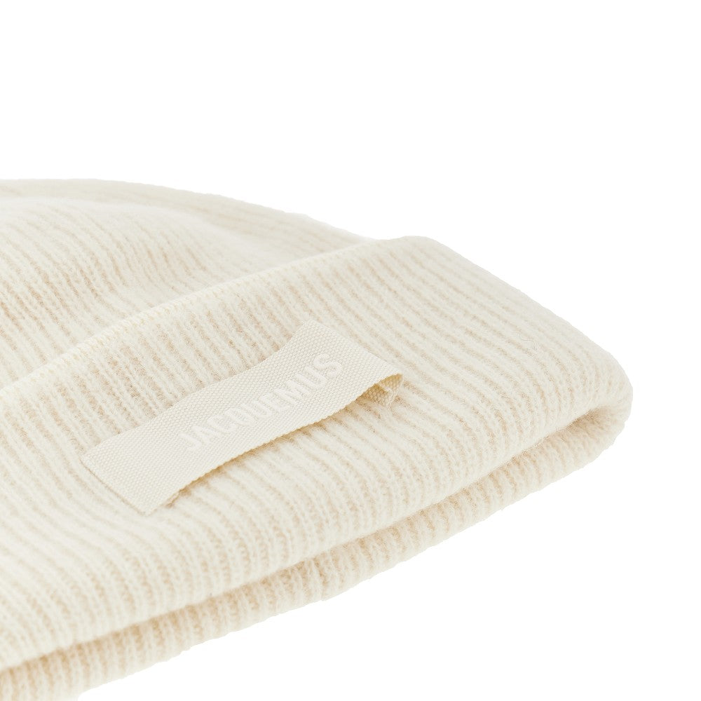 JACQUEMUS Knitted beanie hat with gros-grain logo