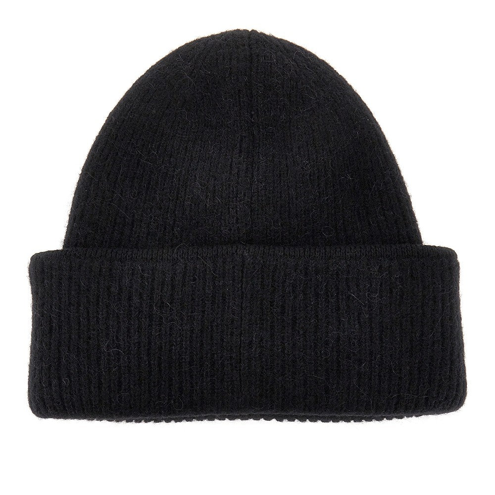 JACQUEMUS Knitted beanie hat with gros-grain logo