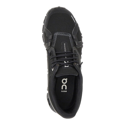 On 'Cloud 6' sneakers