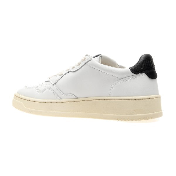 AUTRY Medalist Low leather snekars