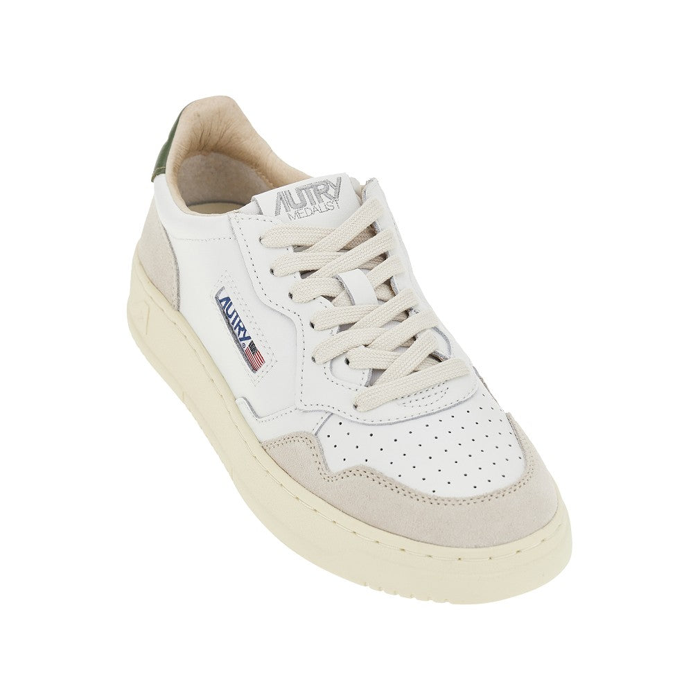 AUTRY Medalist Low leather sneakers