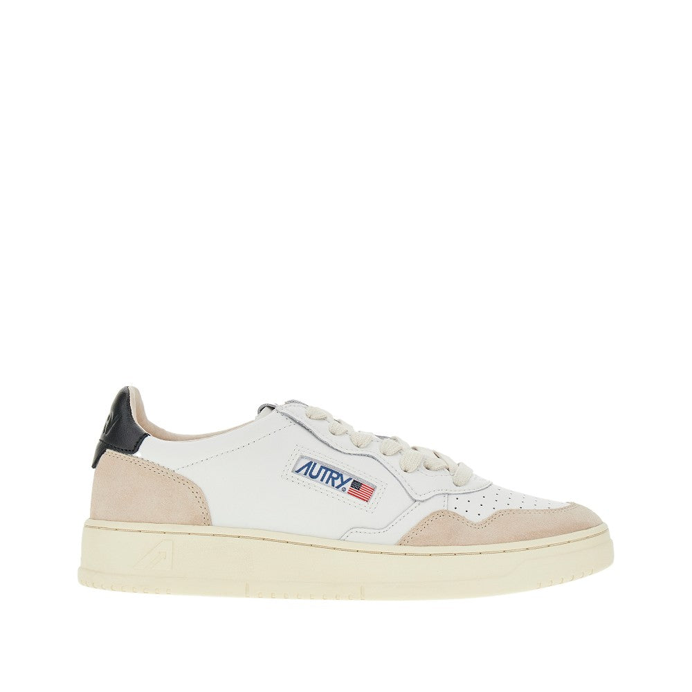 AUTRY Medalist Low leather sneakers