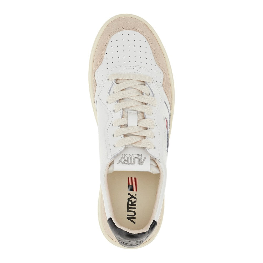 AUTRY Medalist Low leather sneakers