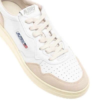 AUTRY Leather Medalist Low sneakers
