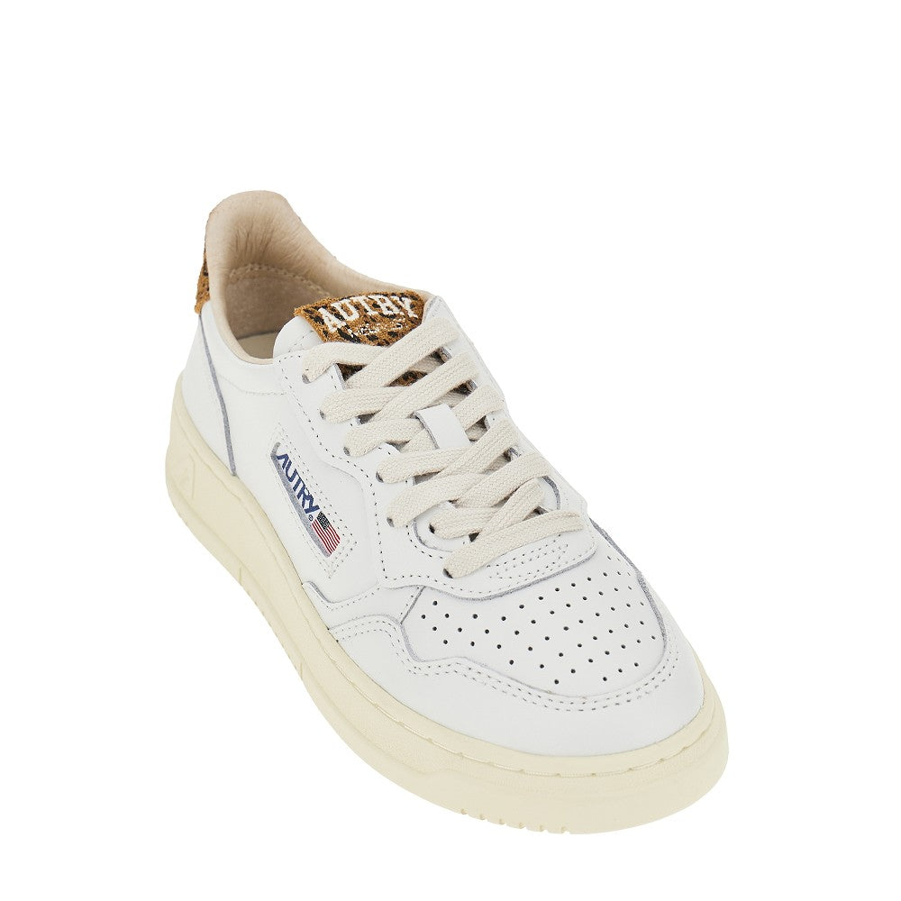 AUTRY Medalist Low sneakers