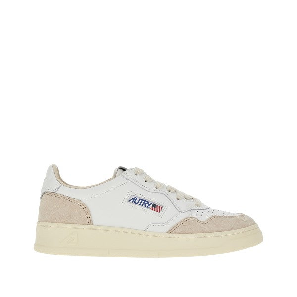 AUTRY Suede and leather Medalist Low sneakers