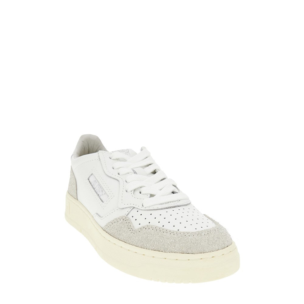 AUTRY Suede and leather Medalist Low sneakers