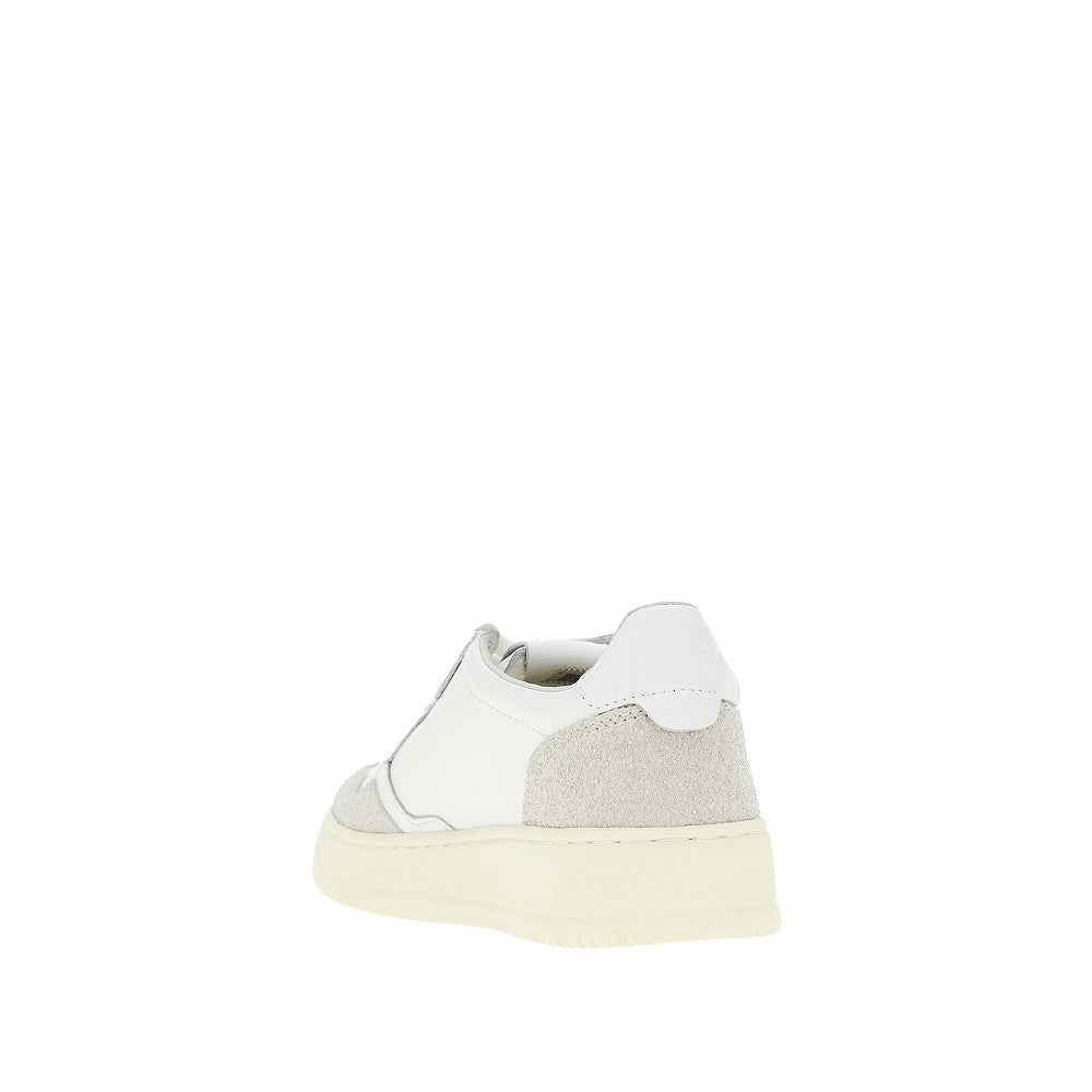 AUTRY Suede and leather Medalist Low sneakers